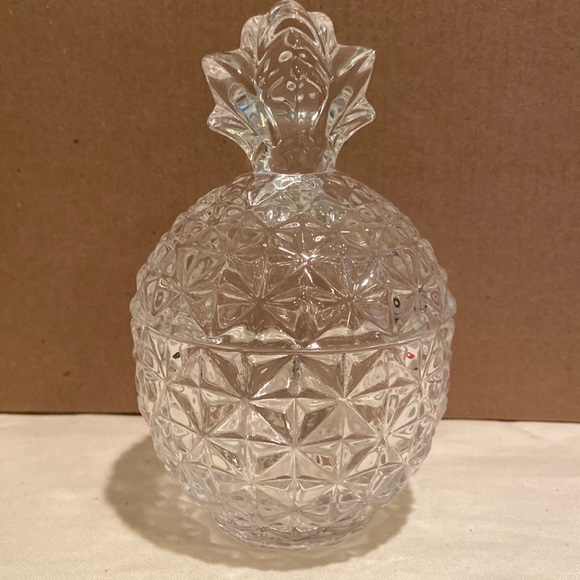 Other - 🌺 pineapple candy dish 5 1/5” inches